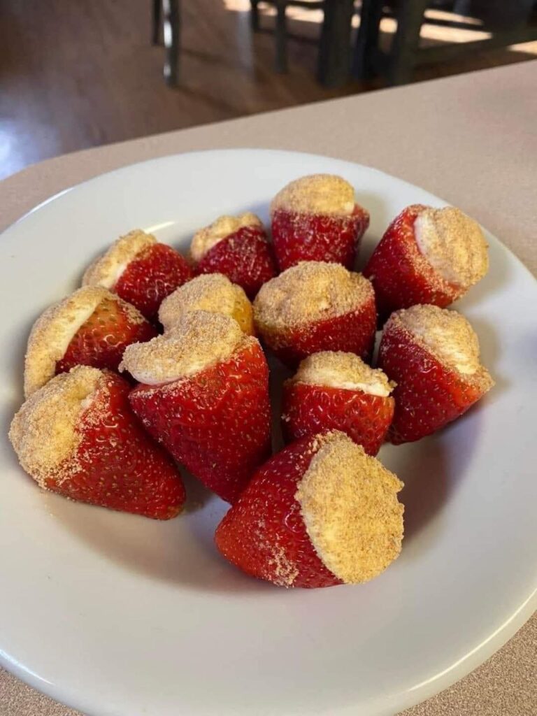 stuffed cheesecake strawberries!