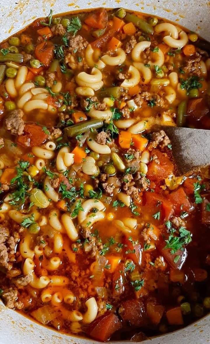 Beef and Macaroni Soup 😋 😋 - Bestyrecipes