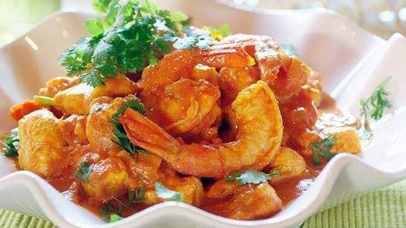 Chicken and Prawn Curry.